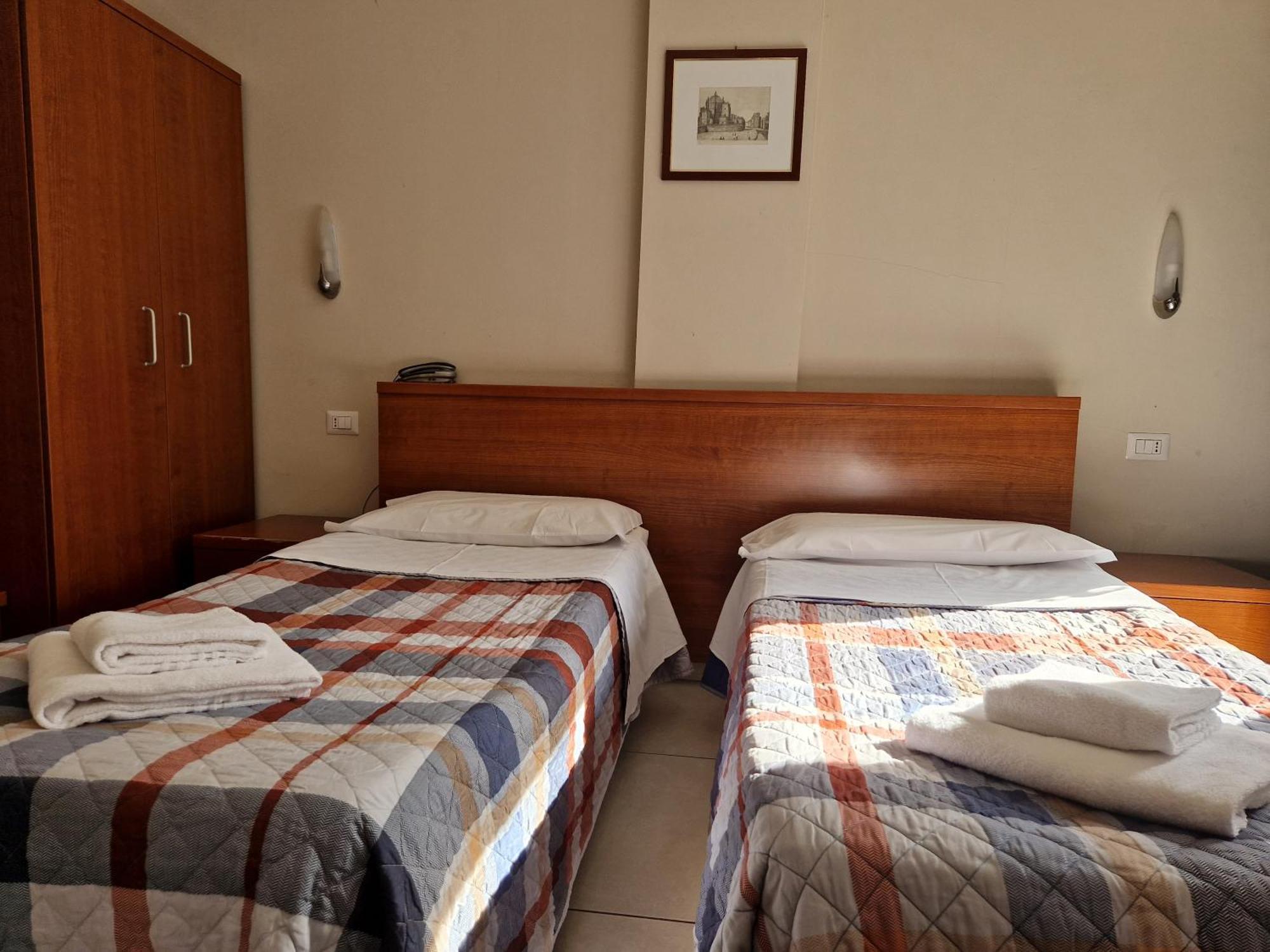 Hotel Bonola มิลาน ภายนอก รูปภาพ