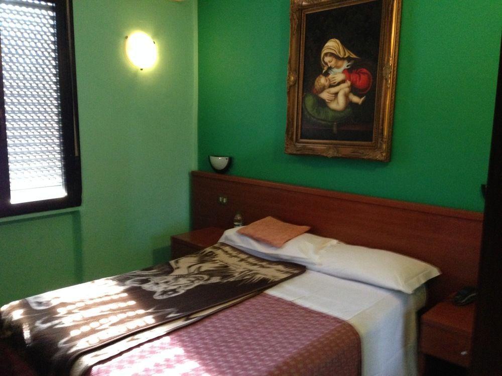 Hotel Bonola มิลาน ภายนอก รูปภาพ