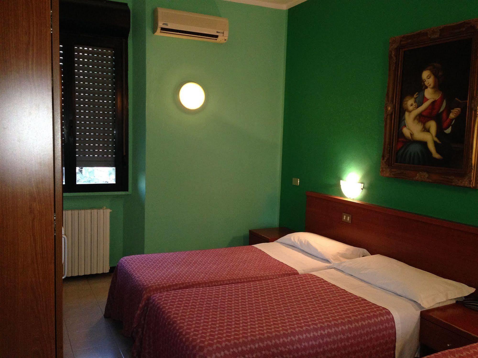 Hotel Bonola มิลาน ภายนอก รูปภาพ